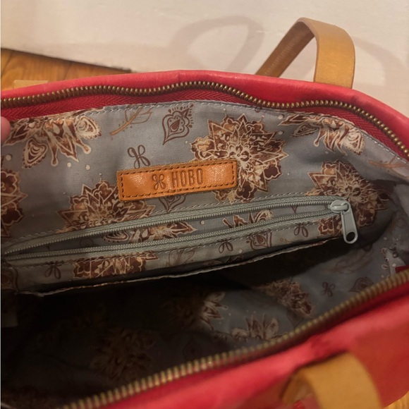 Hobo Cecily Red Leather Tote - Picture 7 of 8